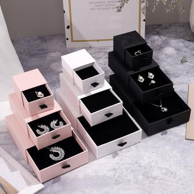 China 2021 New Products Custom Colorful Jewelry Box Cardboard Ring Necklace Earrings Bracelet Gift Magnetic Box Luxury Environmental Friendly Packaging for sale