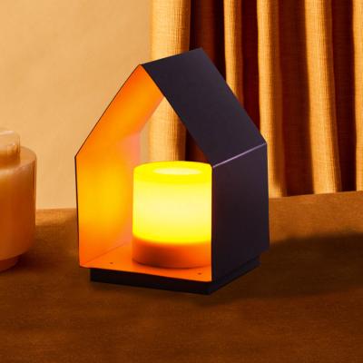 China Minimalist China 7 Inch Battery Metal Home Decorations Led Home Shape Table Light For Sale for sale