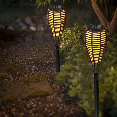 China Hot Selling Amazon Amazon Waterproof LED Solar Fire Solar Garden Torch Garden Light Yard Flashing Light for sale