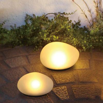 China Solar Power Garden Outdoor Decorative Stone Lamp Light Glowing Outdoor Glass Lamps for sale