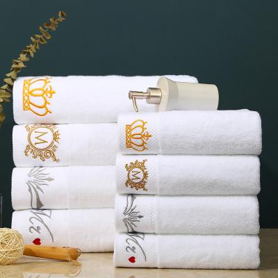 China Luxury White 100% Cotton Hilton Hotel Bath Towel Hotel Custom Made Child Safe Thickening Increased Towel With Logo for sale