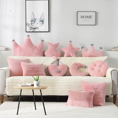 China Bedside Anti-static Set Heart Pillow Sofa Living Room Star Crown Combination Artificial Plush Pillow for sale