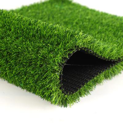 China 2021 Wholesale High Density Football Ground Pe Turf Grass Mat Green Carpet Garden Artificial Grass Landscaping for sale