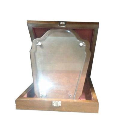 China Handmade Matte Brown Hot Selling Lacquer Saudi Arabia Wooden Plaque Finish With Box for sale