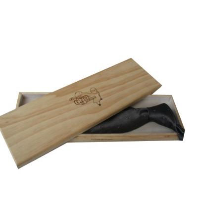 China Wooden handmade hot sale design pine wood link gift box for sale