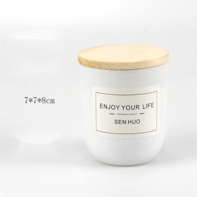 China New Fashionable Customized Birthdays Aromatherapy Scented Candle Home Decoration Scented Paraffin Candles for sale