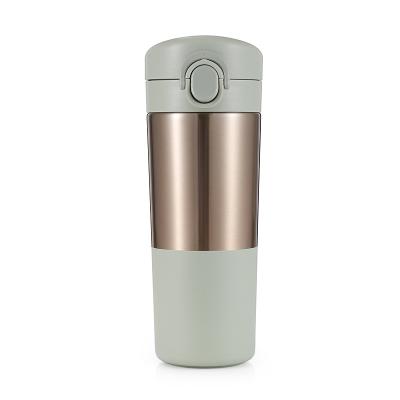 China Sustainable 480ml Stainless Steel Double Wall Vacuum Cup With Bounce Lid Silicone Base for sale