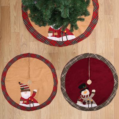 China Linen Christmas Tree Skirt - Snowman Christmas Tree Skirt Holiday Decorations - Cherry Non Woven and Tartan Rim for sale