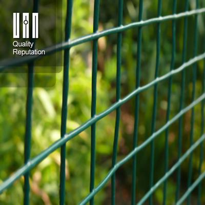 China PVC Coated (No Sharpness Burrs) PVC Coated Welded Wire Mesh For Chain-Link Fence And Children Playground Housing Construction for sale