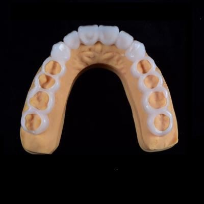 Cina Dentiere di sorriso in silicone regolabile in vendita