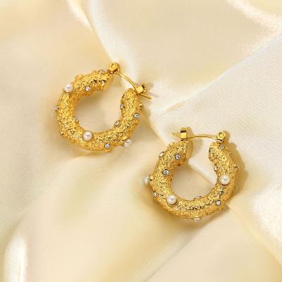 China Fashion Personality Pearl Circle Earrings Women 18k Gold Stainless Steel Hammer Jewelry TRENDY Hammer Cubic Zircon Earrings for sale