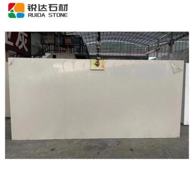 China Scratch Resistance White Artificial Quartz Stone Grain Quartz Stone Countertops / High Temperature Resistance RUIDA for sale