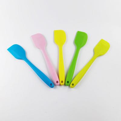 China Hyri BPA Free Custom Logo Heat Resistant Non-Stick Kitchen Cake Pastry Backing Mini Silicone Spatula Set for sale