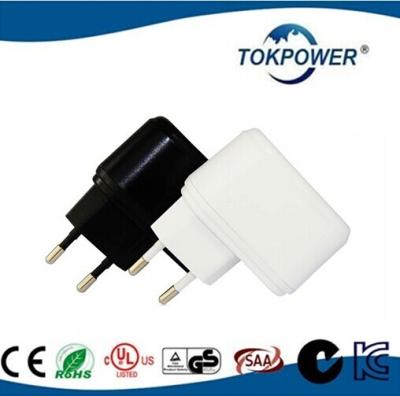 China 0.5A 5V White Power Adapter / USB Wall Charger Adapter Wall AC DC 5W 60×40×28 mm for sale