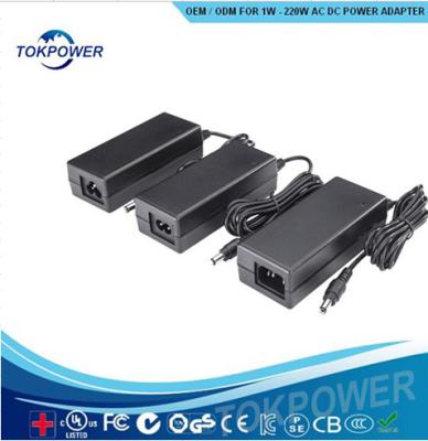 Cina Desktop universale 9V - 32V materiale dell'adattatore di potere di CC di CA dell'ABS del CE dell'UL del intput 90W in vendita