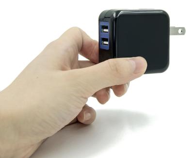 Chine Chargeur universel de mur d'Usb de double d'adaptateur de puissance d'USB à vendre