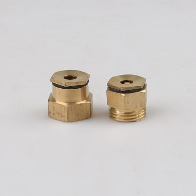 China Variable Spray Patterns Brass Micro Nozzle Male And Female 1/2