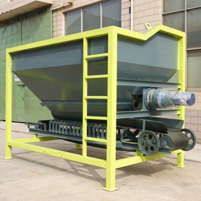 China NPK Fertilizer Forklift Feeder Cow Dung Forklift Feeding Bin for sale