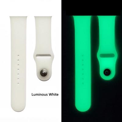 China Comfortable Night Vision Glow in the Dark Band for Apple Watch Silicone Watch Fluorescence Strap for Iwatch 6 5 Series for sale