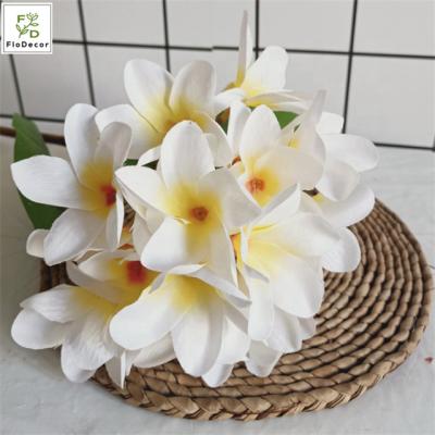 China Rubra Home Wholesale Artificial Flower Plumeria Party Wedding Decoration Frangipani Silk Tropical Frangipani Flowers For Wedding Bridal Bouquet Arrangement for sale