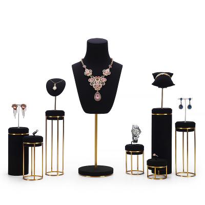 China OEM+ODM+Wholesale DIGU Wholesale Custom Jewelry Display Stand Necklace Bust Display Metal Jewelry Display Stand Set Counter for sale