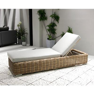 China Modern/Minimalist Modern Outdoor Leisure Chaise Lounge Rattan Chair Wicker Patio Garden Furniture Sun Sofas for sale