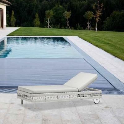 China Factory Price Modern/Minimalist Patio Outdoor Furniture Padded Alum Aluminum Beach Hotel Pool Sun Lounger Lounger With Wheels for sale