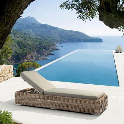 China Modern/Minimalist Hotel Leisure Island Pe Rattan Weaving Single Beach Chaise Lounge Chair for sale