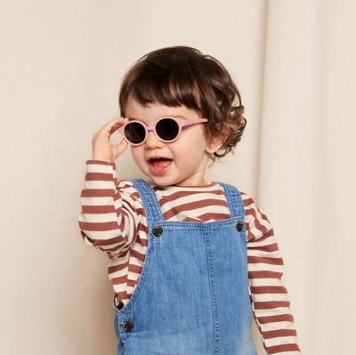 China 2021 Kids Sunglasses Baby Sunglasses UV Protection TPEE Sunglasses Polarized With Strap Baby Sunglasses With Package for sale