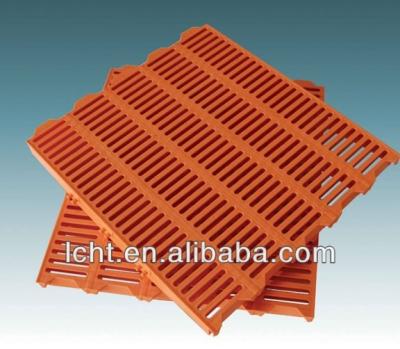 China Non porous pp plasticPig flooring/slat flooring/pig farm equipment/plastic flooring for piglets for sale