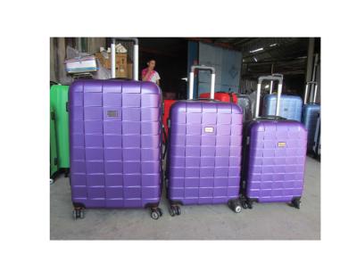 China ABS Suitcases Lightweight Carry On Luggage Trolley Bag Set With 4 Airplane Wheels for sale