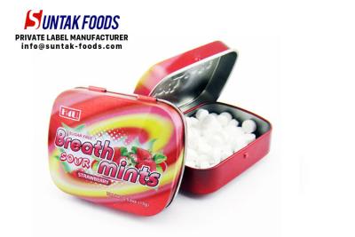 China Portable Strawberry Sugarless Hard Candy For Pocket Friendly , White Chewy Candy for sale