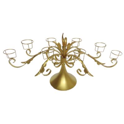 China Home Decoration Wedding Metal Candle Holder Candelabra 8 A.M. Candle Holder for sale