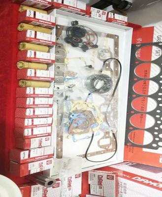 China Factory 6D22 6D24 Cover Assembly Engine Overhaul Gasket Set ME995180 for sale