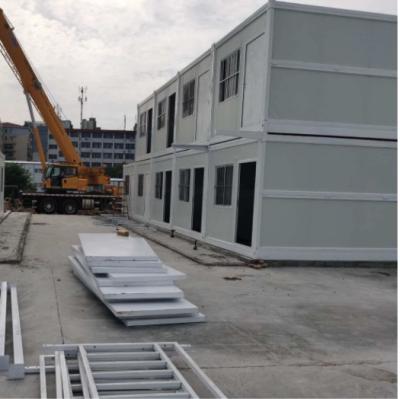 China Modern Two Story China Folding Container Prefab House Luxurious Insulation for sale