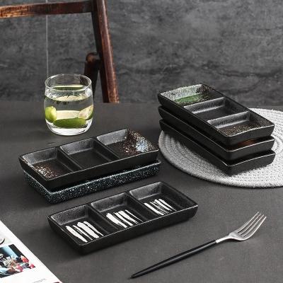 China Viable Hot Selling Multifunctional Japanese Style Sushi Sauce Small Ceramic Dish Divided Soy Sauce Dish for sale