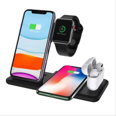 China 2020 new product trending mobile phone fast wireless charging station for multiple devices mobile phone universal wireless charger 4 in 1 for sale