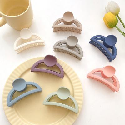 China Macaroon Macaron Color Plastic Acrylic Hair Clips Medium Size Double Teeth Claw Clip Jaw Clips For Women Long Hair Bun CC-21.05-C01 for sale