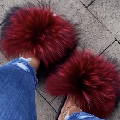 China Factory Wholesale Bulk Anti-slippery Women Color Full Cover Purse Pink Fur Slides Mixed Seller Rainbow Fur Sandals for sale