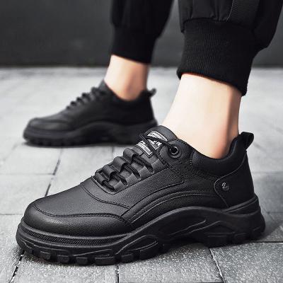 China White shoes of the thick bottom trend of the new autumn sports shoes men's fashion sports shoes students Anti-slippery shoes for sale