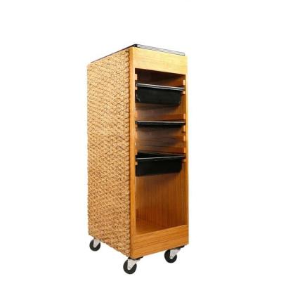 China Modern Wholesale Wooden Trolley Beauty Salon Trolley Hairdressing Trolley Hairdressing Trolley for sale