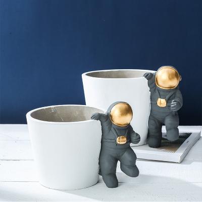 China Modern Space Travel Kawaii Astronaut Plant Flowerpot Glazed Plant Pot Working Succulent Cement Small for sale