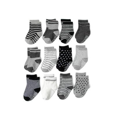 China Anti Slip Baby Socks Non Slip Newborn QUICK DRY Silicon Hot Sale Gray Colorway for sale