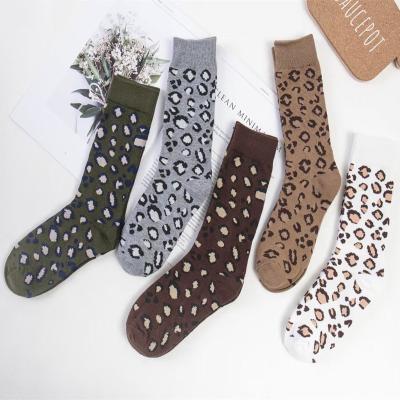 China 2022 Luxury QUICK DRY Fashion Spring Logo Fluffy Sock Dress Mens Business Custom Made Wholesale Good Quality Cotton Socks for sale