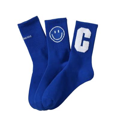 China QUICK DRY Unisex Kids Blue Striped Athletic Running Sock Girls Boys Baseball Sock Over Knee Ankle Long Sports Socks for sale