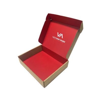 China Recycled Materials 2022 Wholesales Kraft Paper Box Packaging With Logo Boxes Eco Cloth Mailing Packaging Box Custom Corrugated Shipping Cardboard for sale