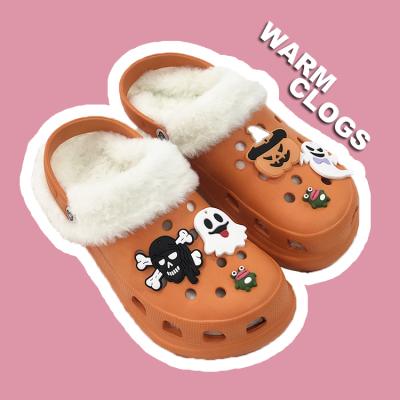 China 2022 Warm Eva Nurse Ladies Sandals Slippers Winter Waterproof Halloween Garden Clogs Shoes Women's Fur Plush Halloween Clogs for sale