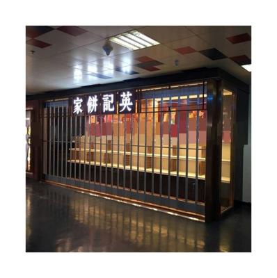 China Innovative Anti-theft Acid And Alkali Resistance Folding Door Fashion Florist Crystal Folding Door for sale