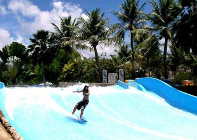 China Bomba de água surfando do protetor da máquina da ressaca de Flowrider do equipamento do parque da água à venda