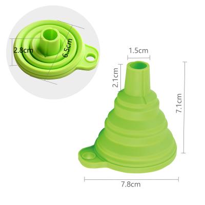 China Viable Reusable Mini Gadget Water Oil Separating Silicone Collapsible Soft Funnel for sale